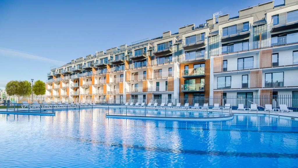 Apartamenty Familijne- Os Feniks Kołobrzeg Exterior foto